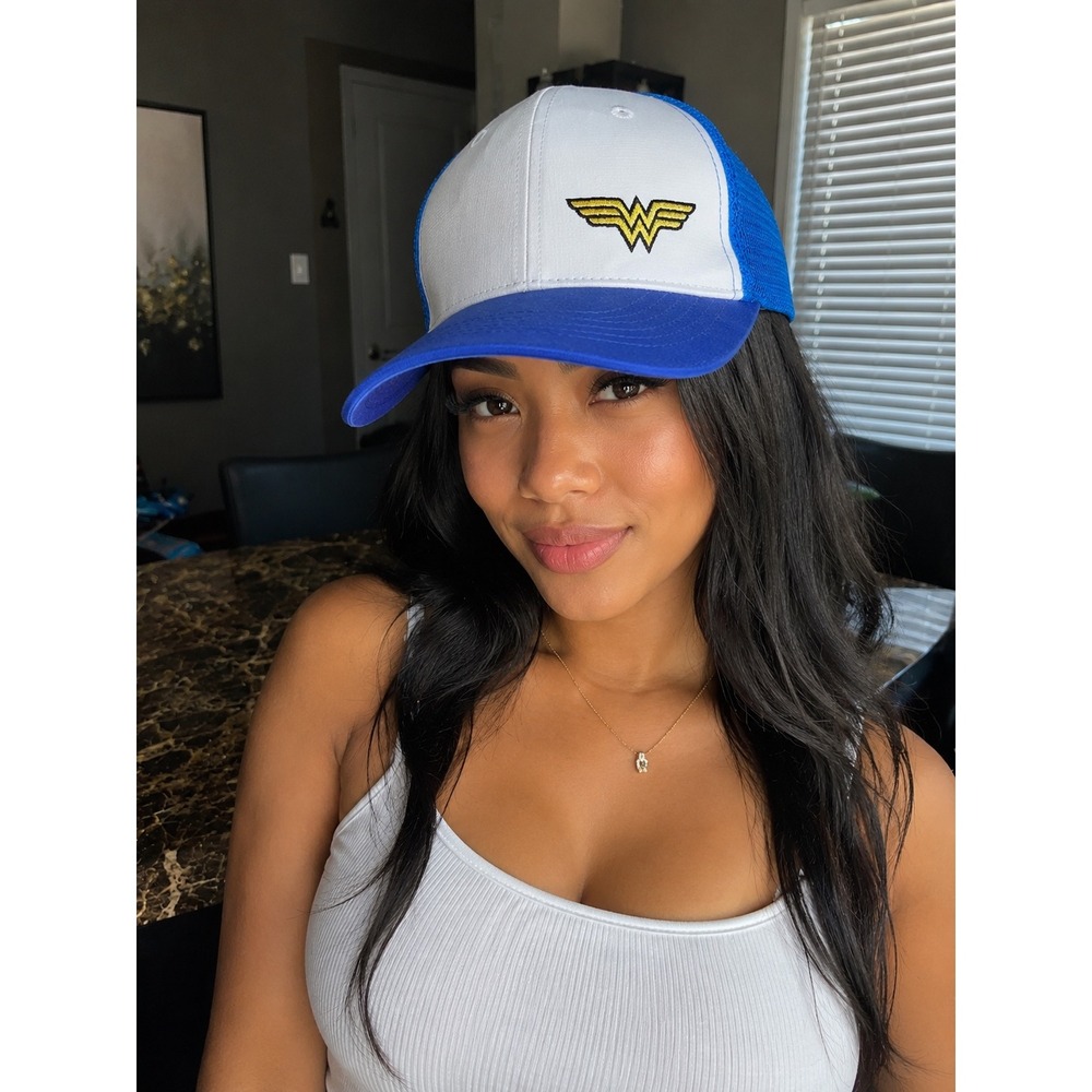 Headsweats Wonder Woman Trucker Hat Blue White Mesh Snapback DC Comics Cap